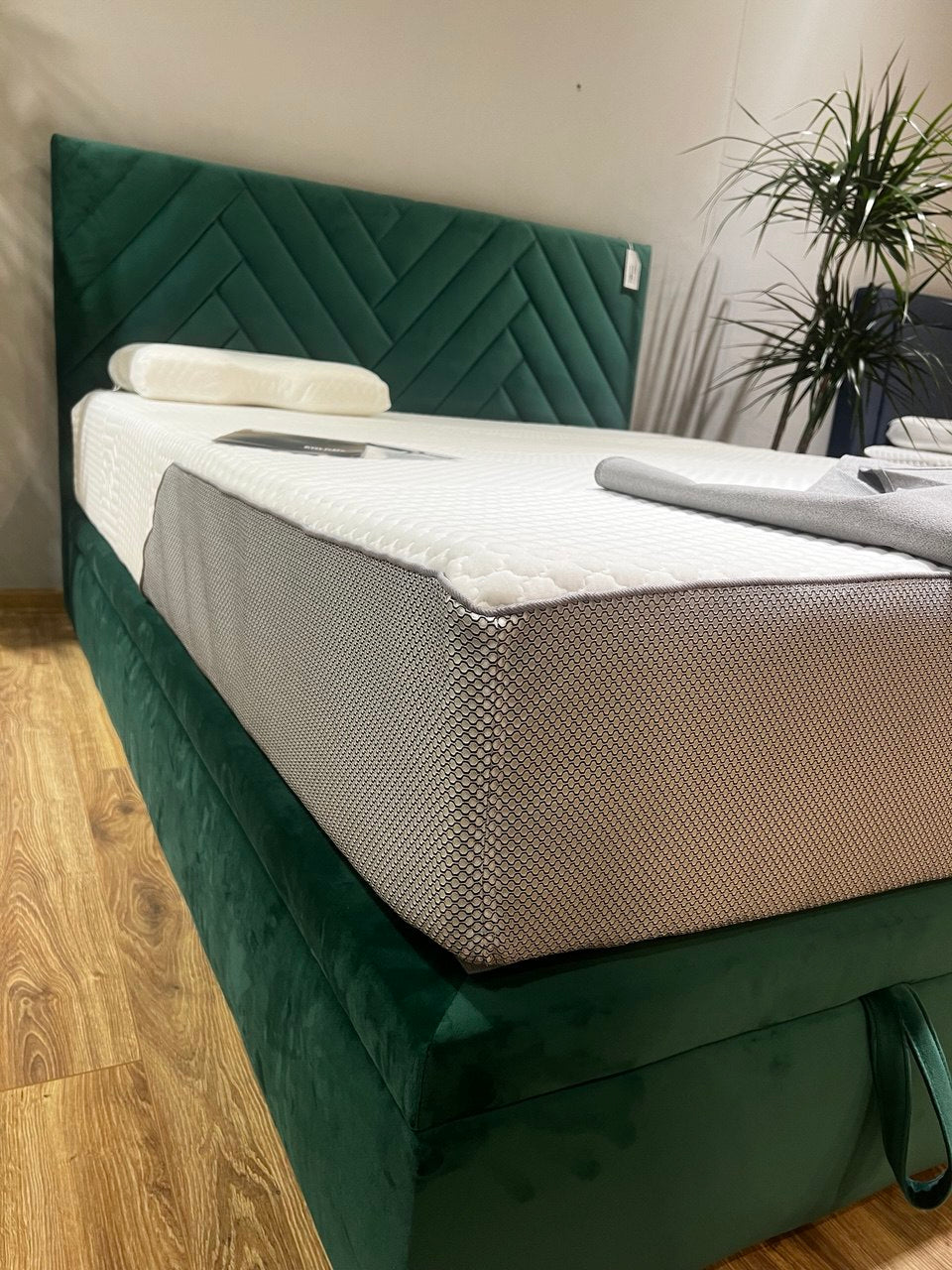 Materac 160x200 Curem .exe wymiana ekspozycji - Senlovo