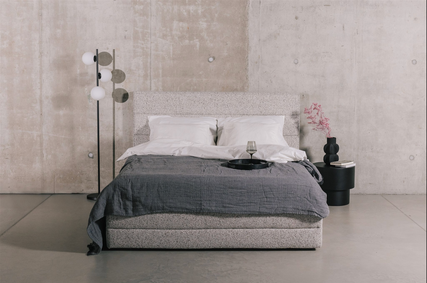 Bett Tomas 111