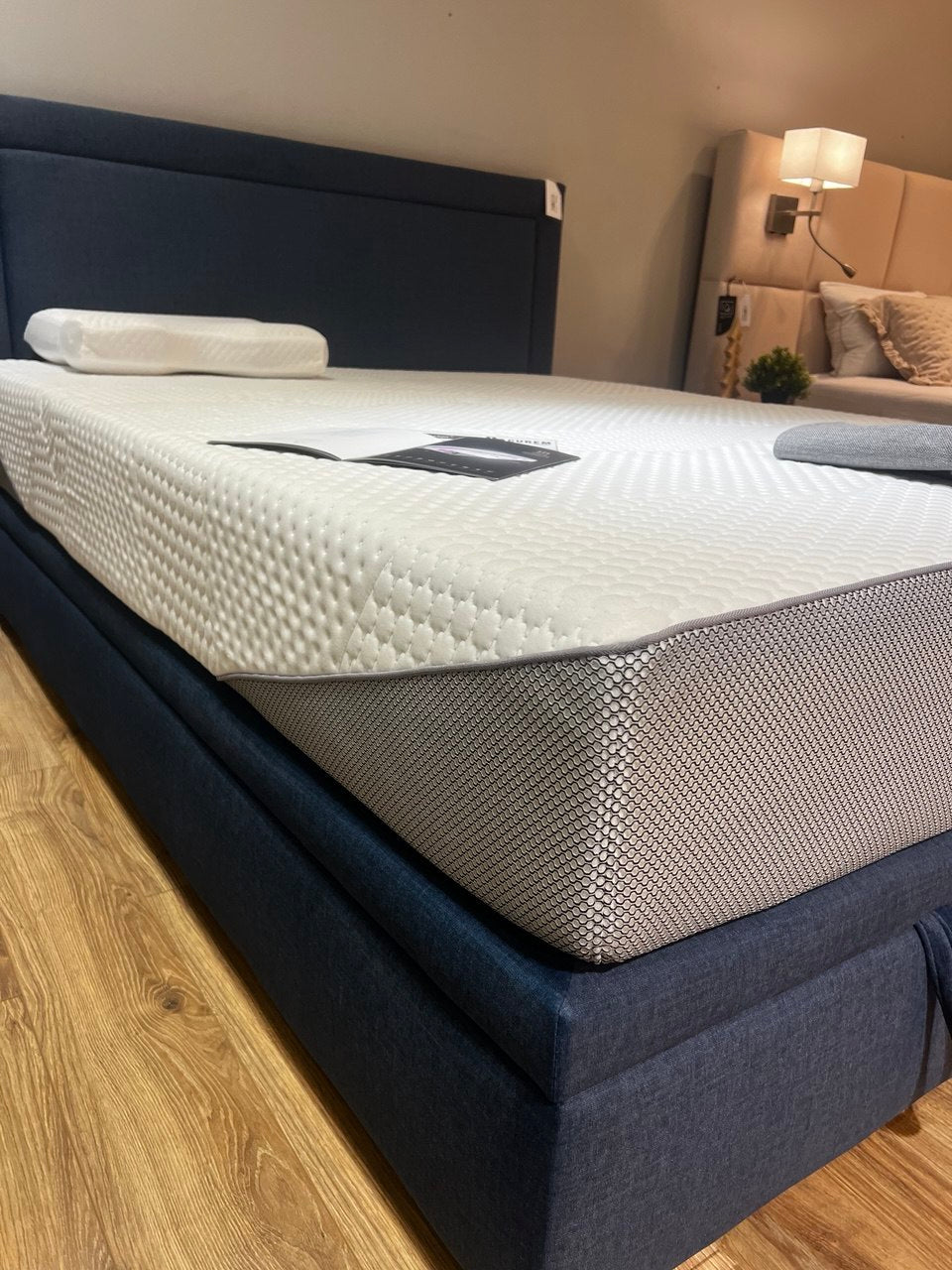 Materac Curem 160x200 .zip wymiana ekspozycji - Senlovo
